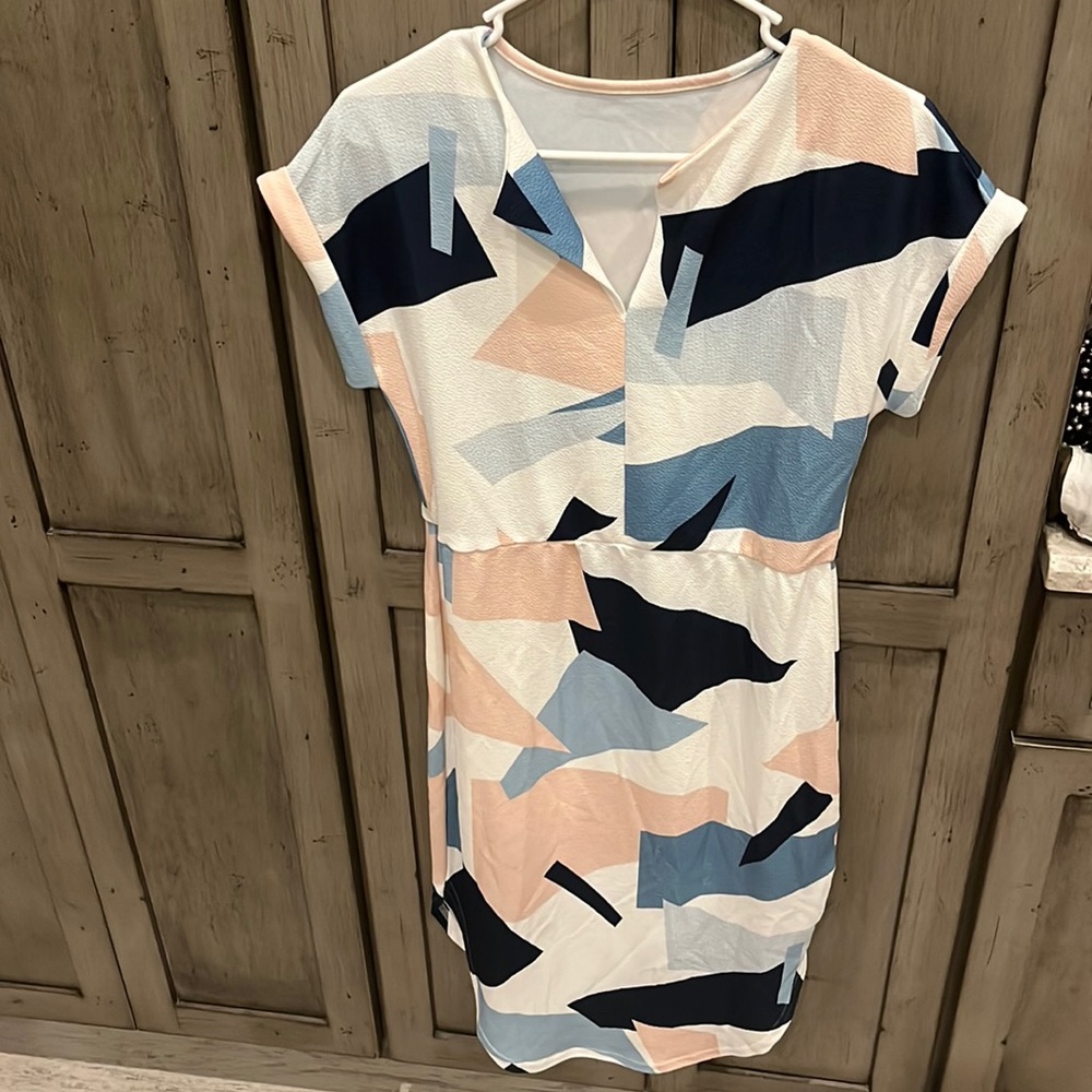 Asymmetrical shape dress